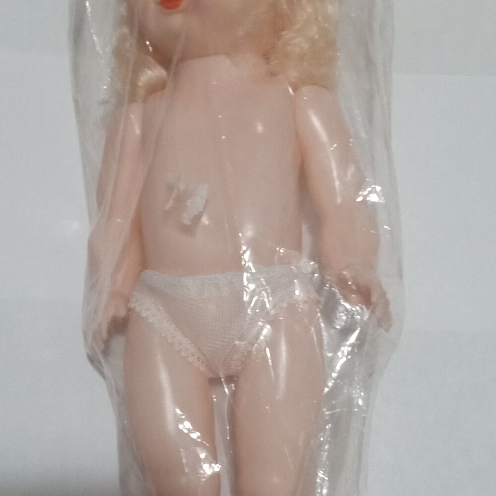 Vintage Create a Craft 13" plastic naked doll w/eyes that close w/shoes